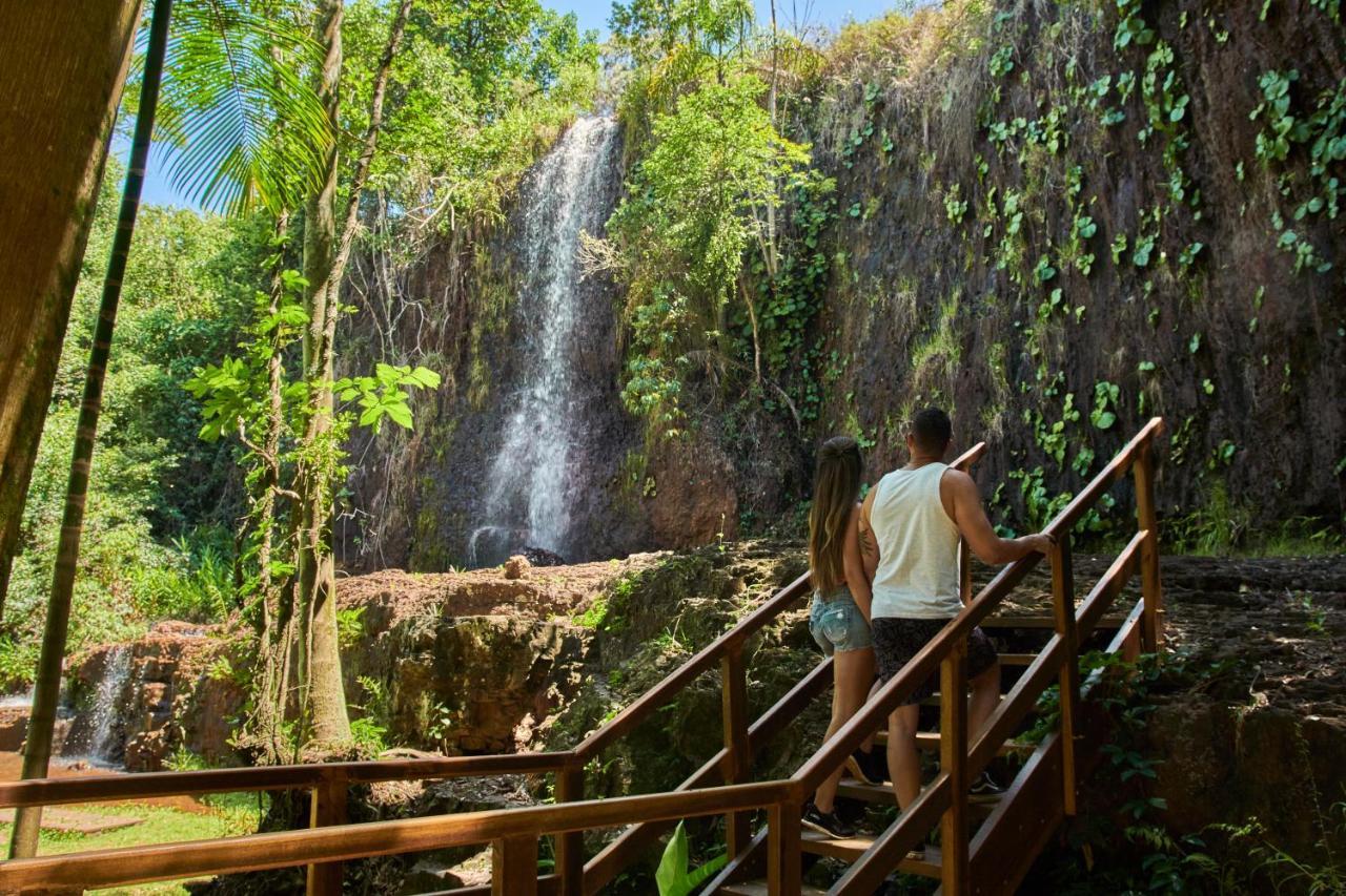 Hotel Boutique Frangipani Brotas Exterior photo View of the waterfall from the viewing platform
