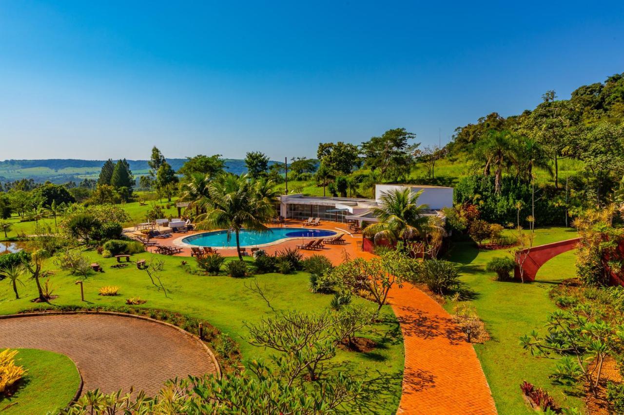 Hotel Boutique Frangipani Brotas Exterior photo View of the resort