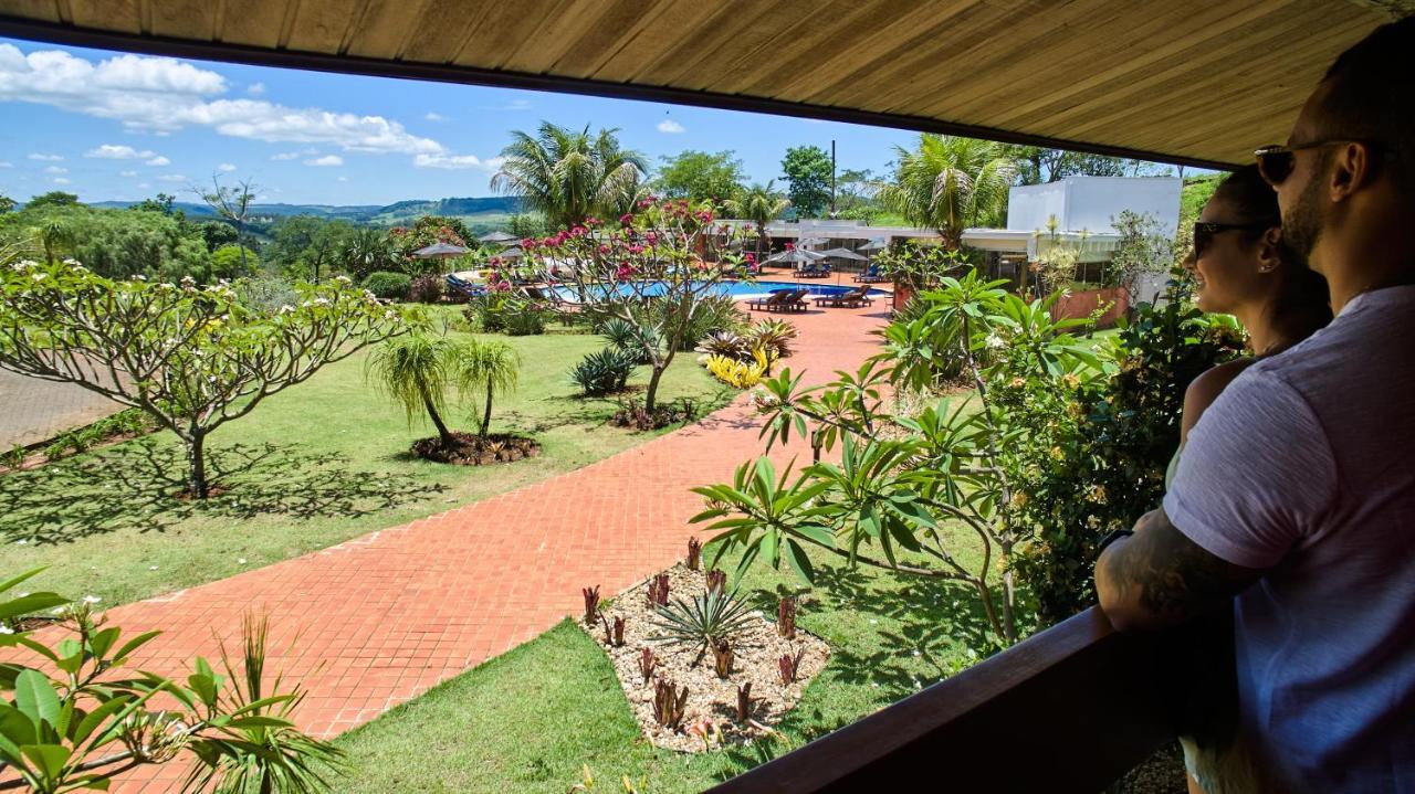 Hotel Boutique Frangipani Brotas Exterior photo View of the resort